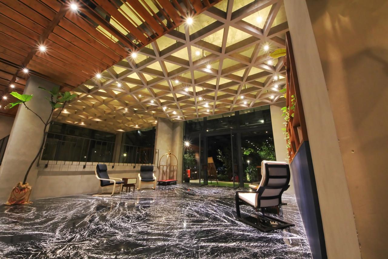 Hay Bandung Hotel Exterior photo