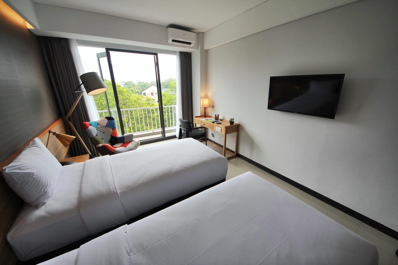 Hay Bandung Hotel Exterior photo