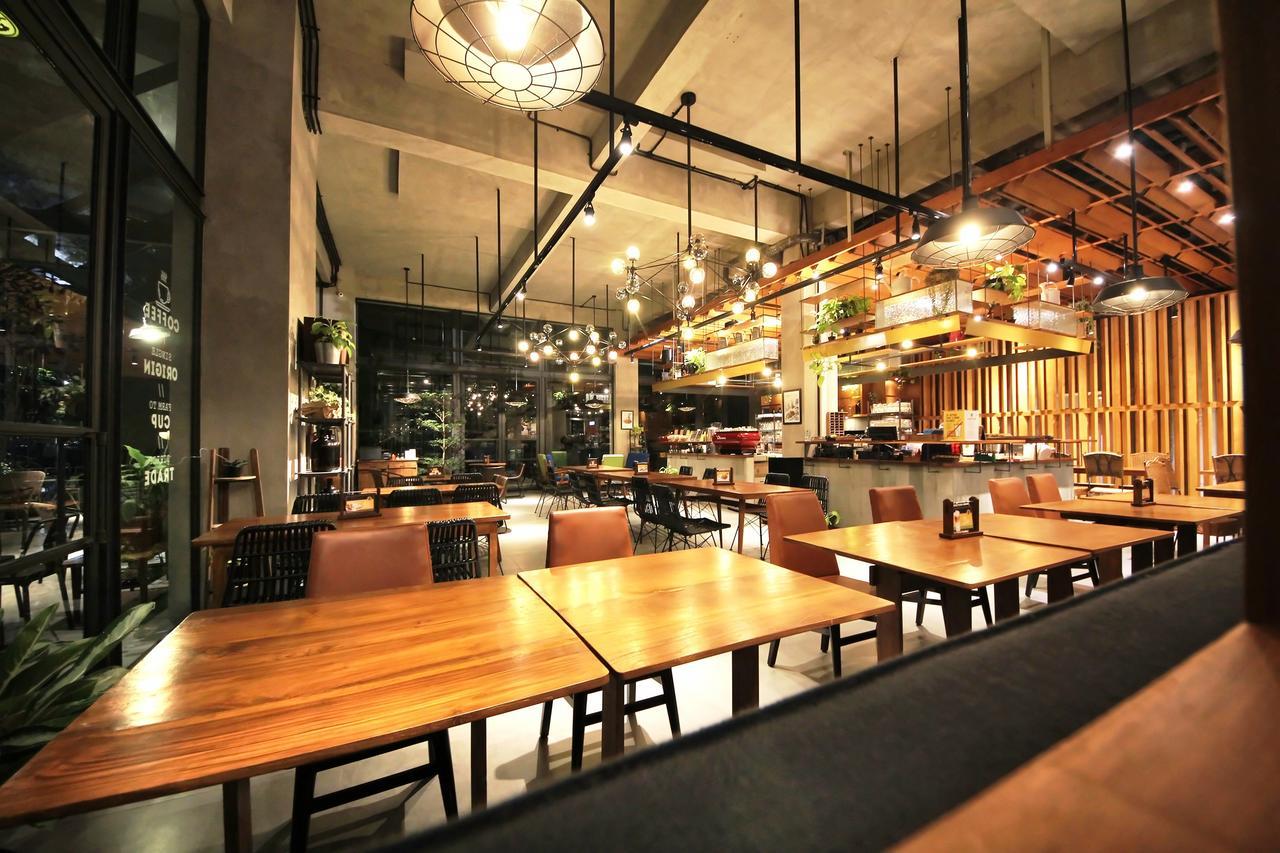 Hay Bandung Hotel Exterior photo